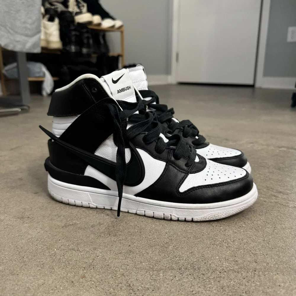 Ambush Dunks - Picture 3 of 11